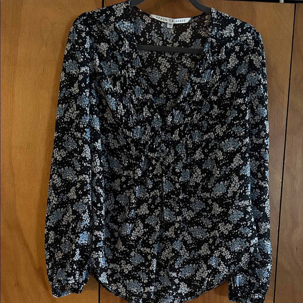 Veronica Beard Black and Blue Floral silk Blouse sz 12